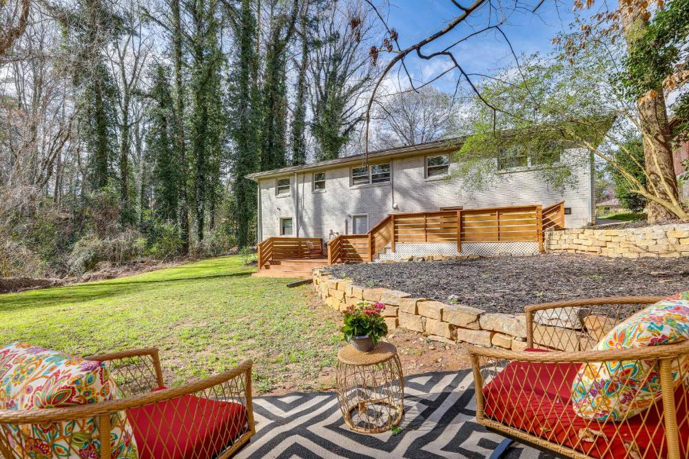 Modern Decatur Getaway about 8 Mi to Downtown Atlanta!